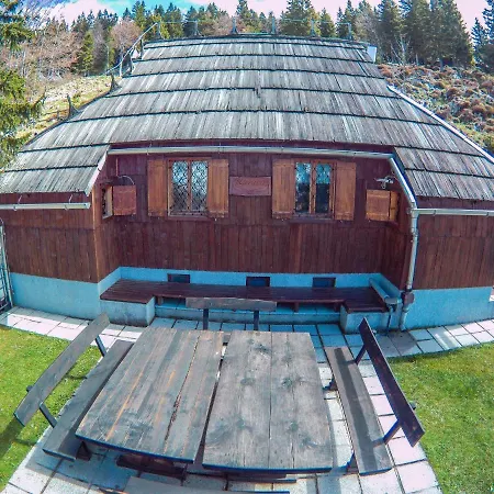Velika Planina Slovenka Apartman *